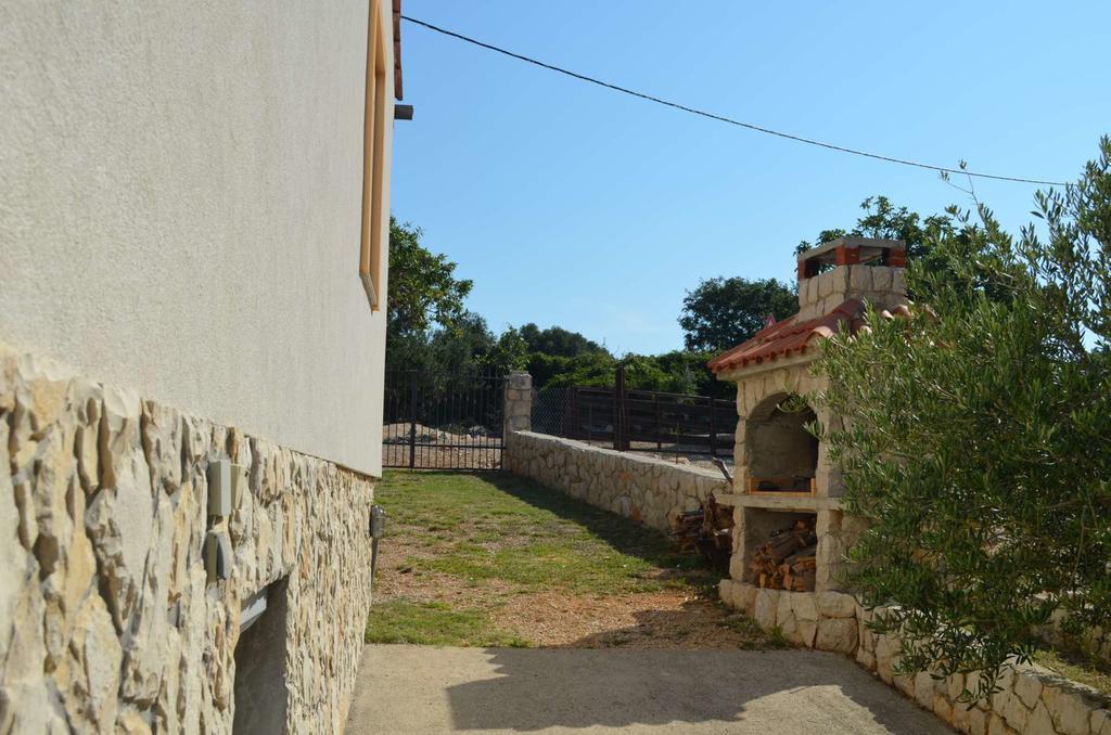 Apartments Krusvina Lun  Exterior photo