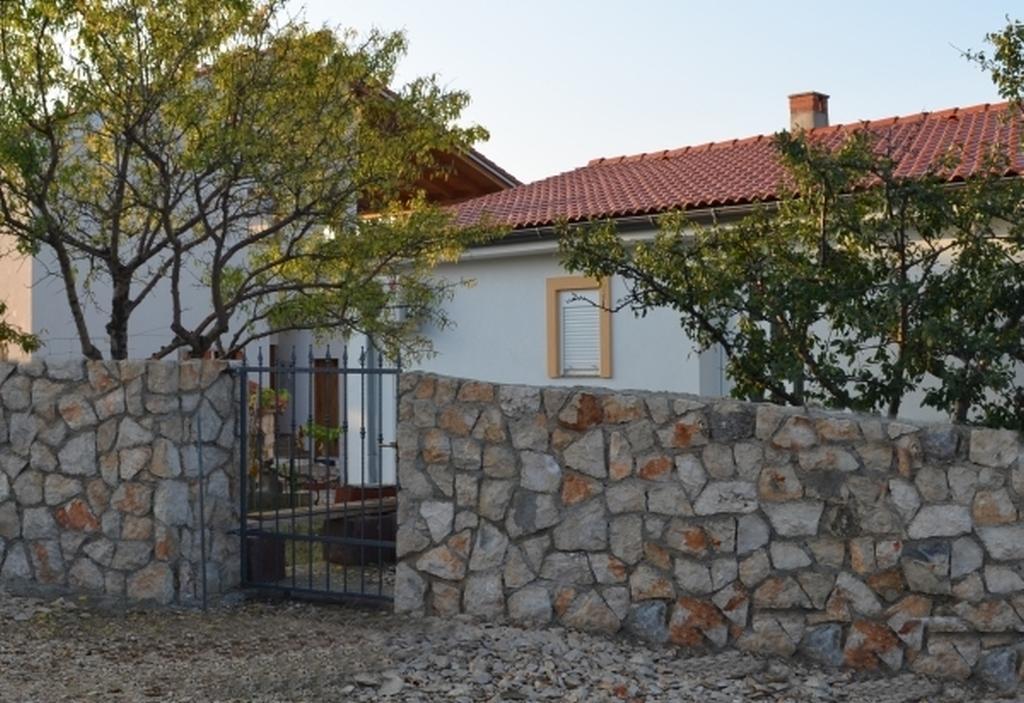 Apartments Krusvina Lun  Exterior photo