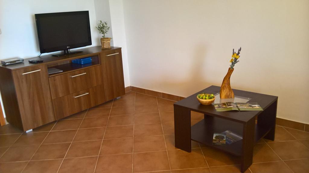 Apartments Krusvina Lun  Exterior photo